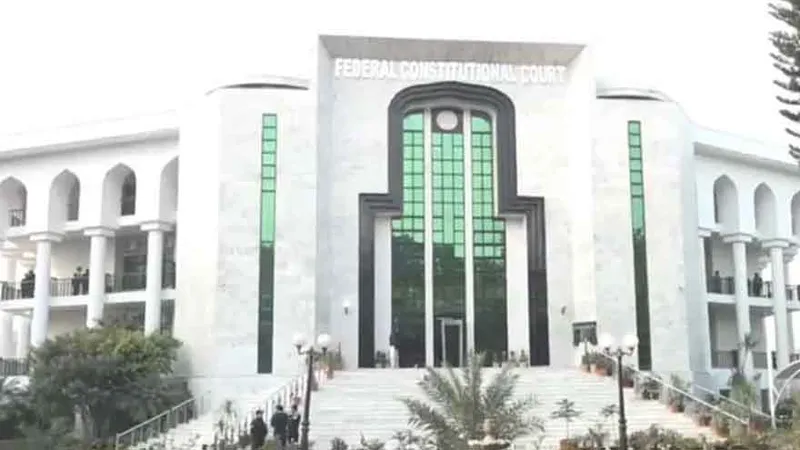وفاقی آئینی عدالت کا فیصلہ: صنعتی اراضی پر رہائشی منصوبے ناگزیر