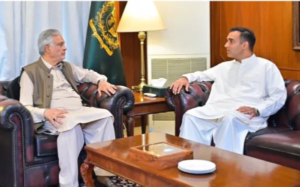 اسحاق ڈار: اوورسیز پاکستانی پاکستان اور برطانیہ کے درمیان مضبوط پل