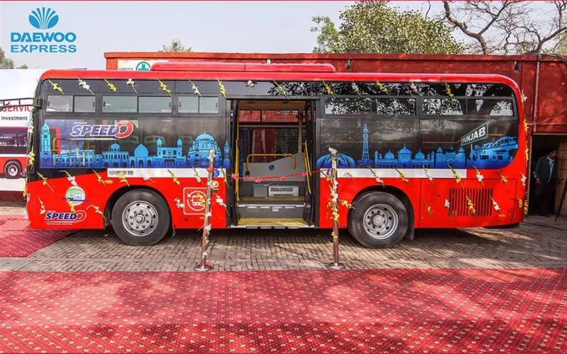 لاہور میں پبلک ٹرانسپورٹ کیلئے جدید ڈیجیٹل کرایہ ادائیگی نظام رائج (تصویر 4)