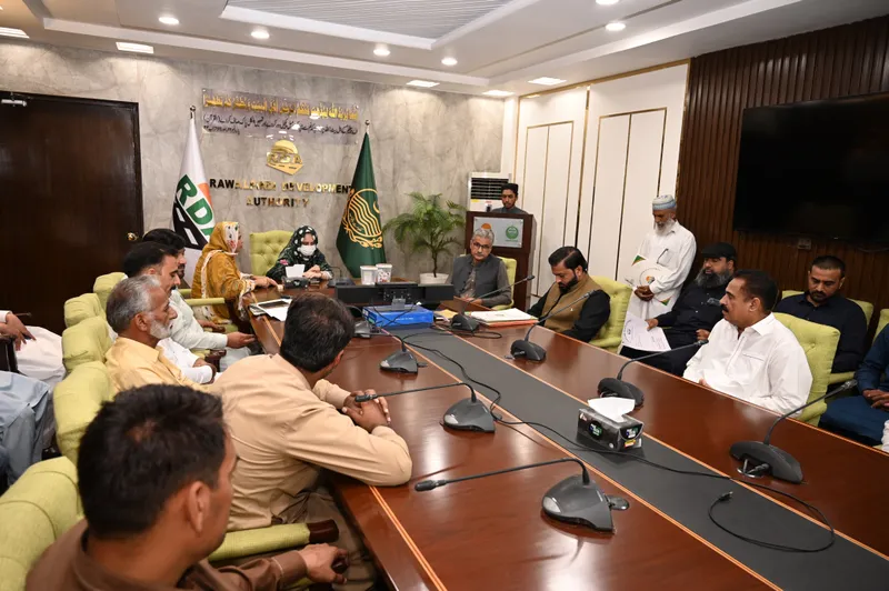 راولپنڈی ڈویلپمنٹ اتھارٹی میں حج 2027 کے لیے قرعہ اندازی (تصویر 1)
