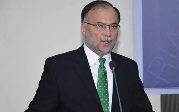 سیلابی خطرات سے نمٹنے کیلئے حکومتی تیاریوں میں بہتری آئی ہے، احسن اقبال