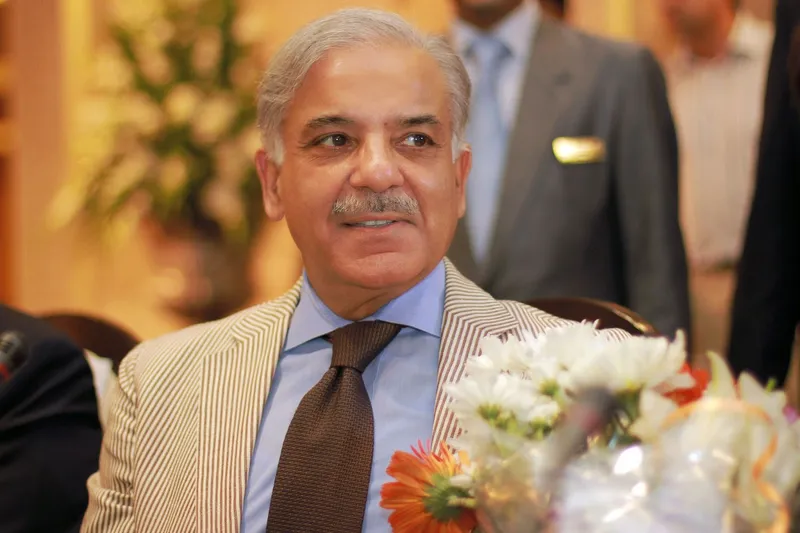 وزیراعظم کی چھوٹے اور درمیانے درجے کے کاروبار کیلئے قرضوں میں اضافے کی ہدایت