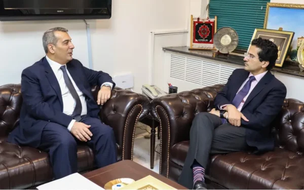 وفاقی وزیر پٹرولیم علی پرویز ملک سے آذربائیجان کے سفیر خضر فرہادوف کی