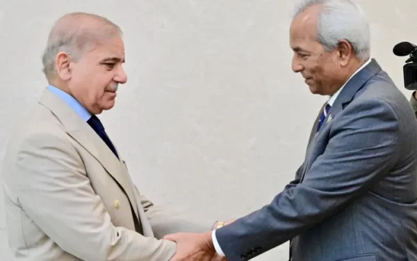 وزیراعظم سے گورنر سندھ نہال ہاشمی کی ملاقات، سندھ کے امور اور سیاسی صورتحال پر تبادلہ خیال