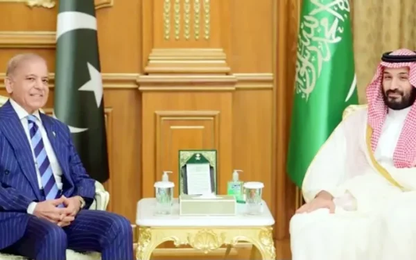 وزیراعظم شہباز شریف کی سعودی ولی عہد محمد بن سلمان سے ملاقات، اقتصادی تعاون اور سرمایہ کاری کے فروغ پر تبادلہ خیال