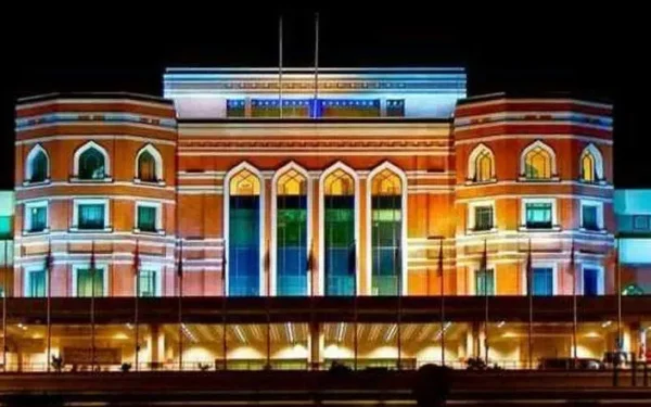 وفاقی وزیر داخلہ محسن نقوی کا لاہور ایئرپورٹ کا ہنگامی دورہ