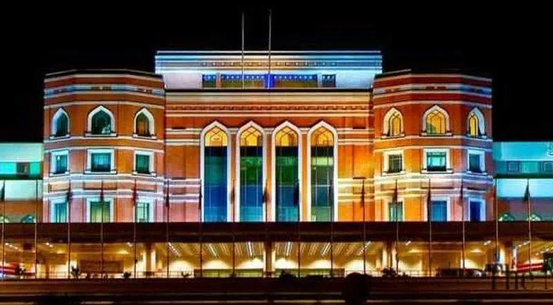 وفاقی وزیر داخلہ محسن نقوی کا لاہور ایئرپورٹ کا ہنگامی دورہ