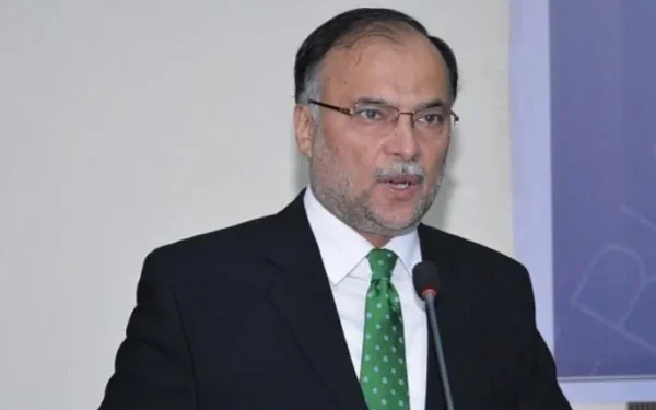 سیالکوٹ کی صنعتوں کو جدید ٹیکنالوجی سے ہمکنار کیا جائے، احسن اقبال