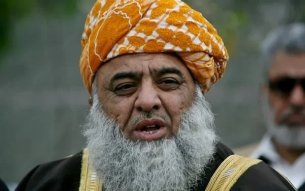 عمران خان سے متعلق فیصلہ بہت پہلے آ جانا چاہیے تھا، فضل الرحمان