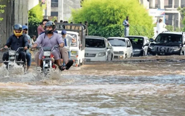 راولپنڈی میں موسلا دھار بارش، واسا نے رین ایمرجنسی نافذ کر دی