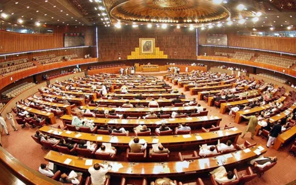 کراچی، حیدرآباد براہ راست موٹروے ایم 10 پر کام جاری، منصوبہ 2028 تک مکمل ہونے کا امکان