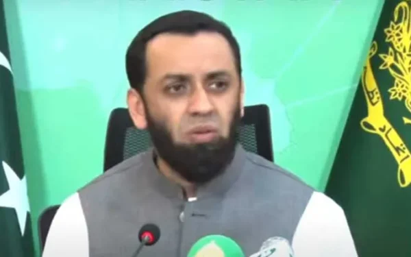 صحت پر سیاست، ہسپتال کے باہر مجمع، پی ٹی آئی نے عدالتی حکم کی خلاف ورزی کی، عطاء اللہ تارڑ