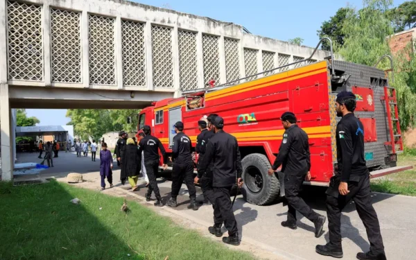 پمز ہسپتال میں آتشزدگی کے واقعہ میں جاں بحق ہونے والے نومولود بچوں کے لواحقین کے لیے فی کس 50 لاکھ روپے مالی معاوضے کا اعلان