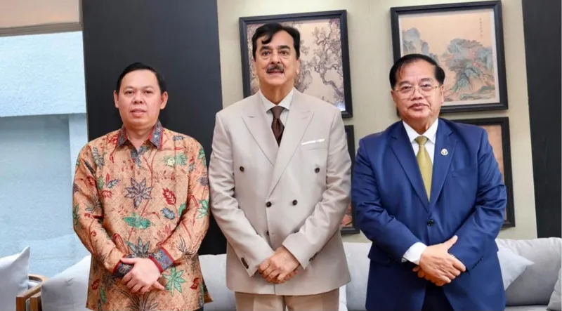 سید یوسف رضا گیلانی کی کمبوڈیا میں بین الپارلیمانی کانفرنس میں شرکت (تصویر 1)