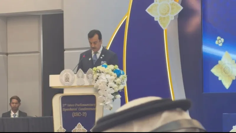 پارلیمانی سفارت کاری عالمی امن اور مشترکہ خوشحالی کے لیے مؤثر ذریعہ ہے، سید یوسف رضا گیلانی (تصویر 1)