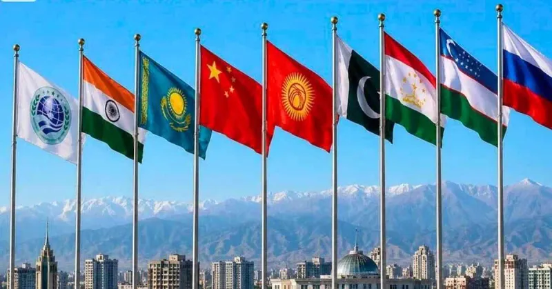 وزیراعظم شہباز شریف کرغزستان کے دارالحکومت بشکیک پہنچ گئے
