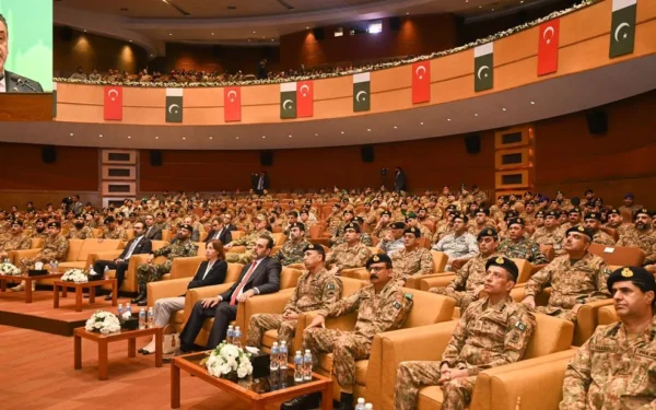 ترکیہ کے یومِ فتح کی 104ویں سالگرہ، جی ایچ کیو میں خصوصی تقریب کا انعقاد (تصویر 1)