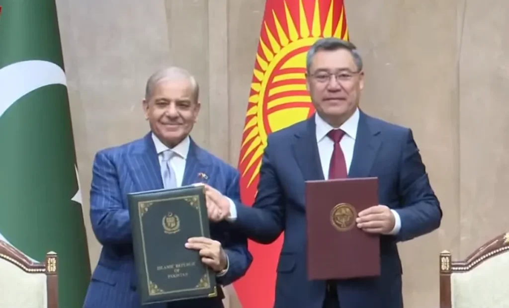 پاکستان اور کرغزستان کے درمیان مختلف شعبوں میں تعاون کے متعدد معاہدوں پر دستخط