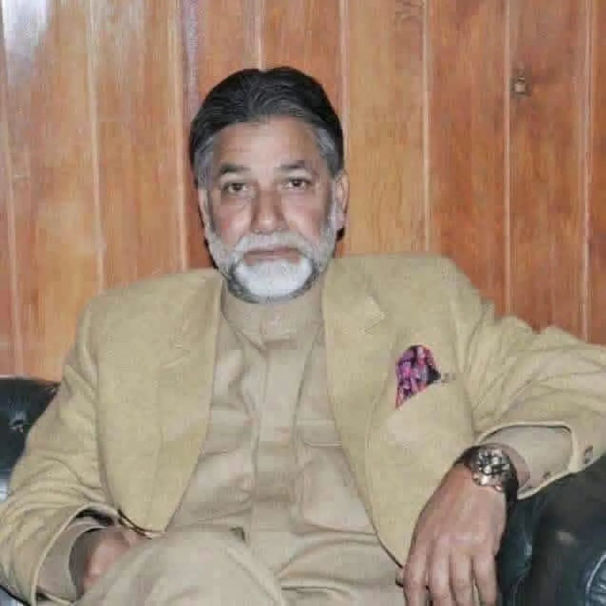 آزاد کشمیر کابینہ کے 8 وزراء کو محکمے الاٹ، باضابطہ نوٹیفکیشن جاری (تصویر 4)