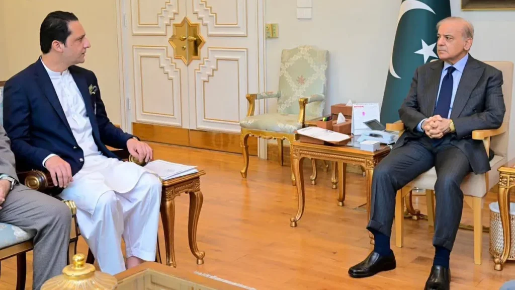وزیراعظم شہباز شریف سے آزاد جموں و کشمیر کے نو منتخب وزیراعظم سید افتخار علی گیلانی کی ملاقات