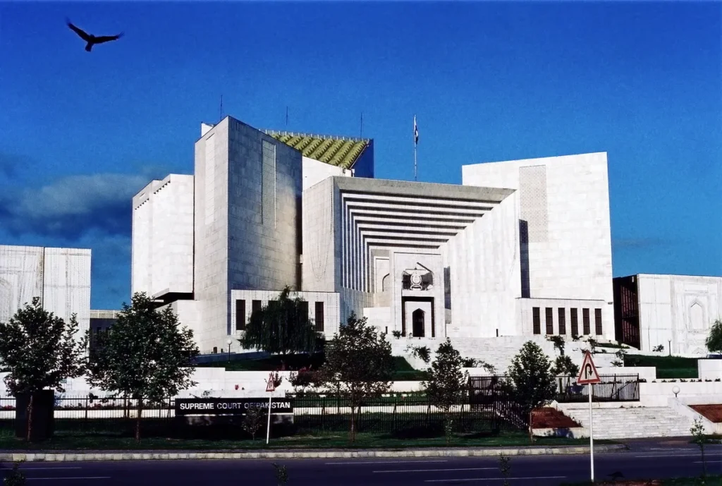 سپریم کورٹ نے عدالتی اور ادارہ جاتی اصلاحات کی رپورٹ جاری کر دی