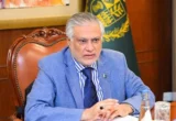 نائب وزیراعظم محمد اسحاق ڈار سینیٹ کے اجلاس کے دوران مصنوعی ذہانت پر گفتگو کرتے ہوئے۔