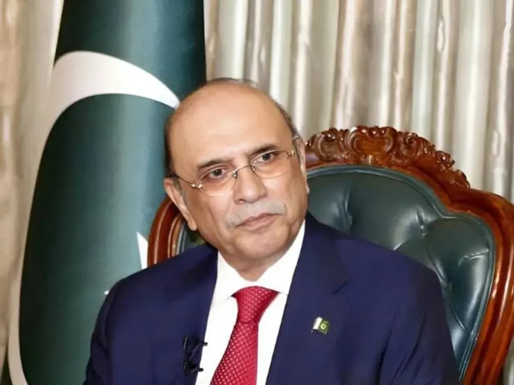 صدر مملکت آصف علی زرداری کیچ میں سکیورٹی فورسز کی کامیابی پر خراج تحسین پیش کر رہے ہیں۔